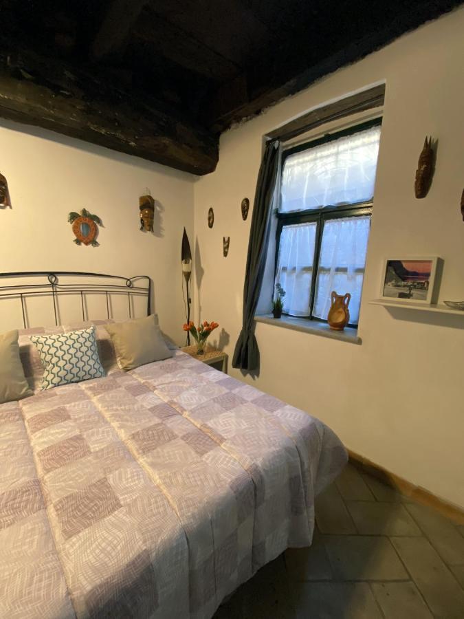 מנדלו דל לאריו La Casa Nei Vicoli: In Centro A Due Passi Dal Lago מראה חיצוני תמונה