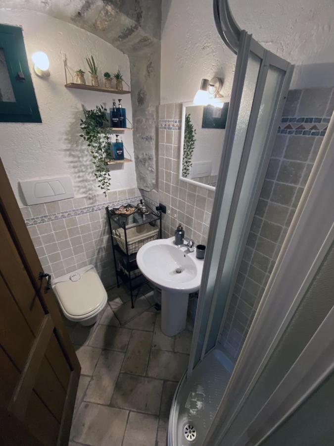 מנדלו דל לאריו La Casa Nei Vicoli: In Centro A Due Passi Dal Lago מראה חיצוני תמונה